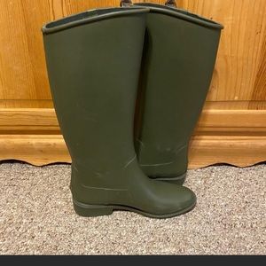 Juicy couture rain boots